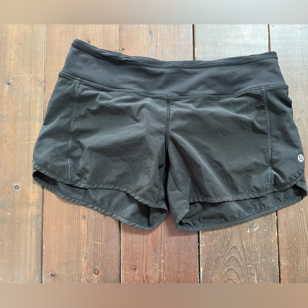 Size 6 Lululemon speed shorts 4” inseam